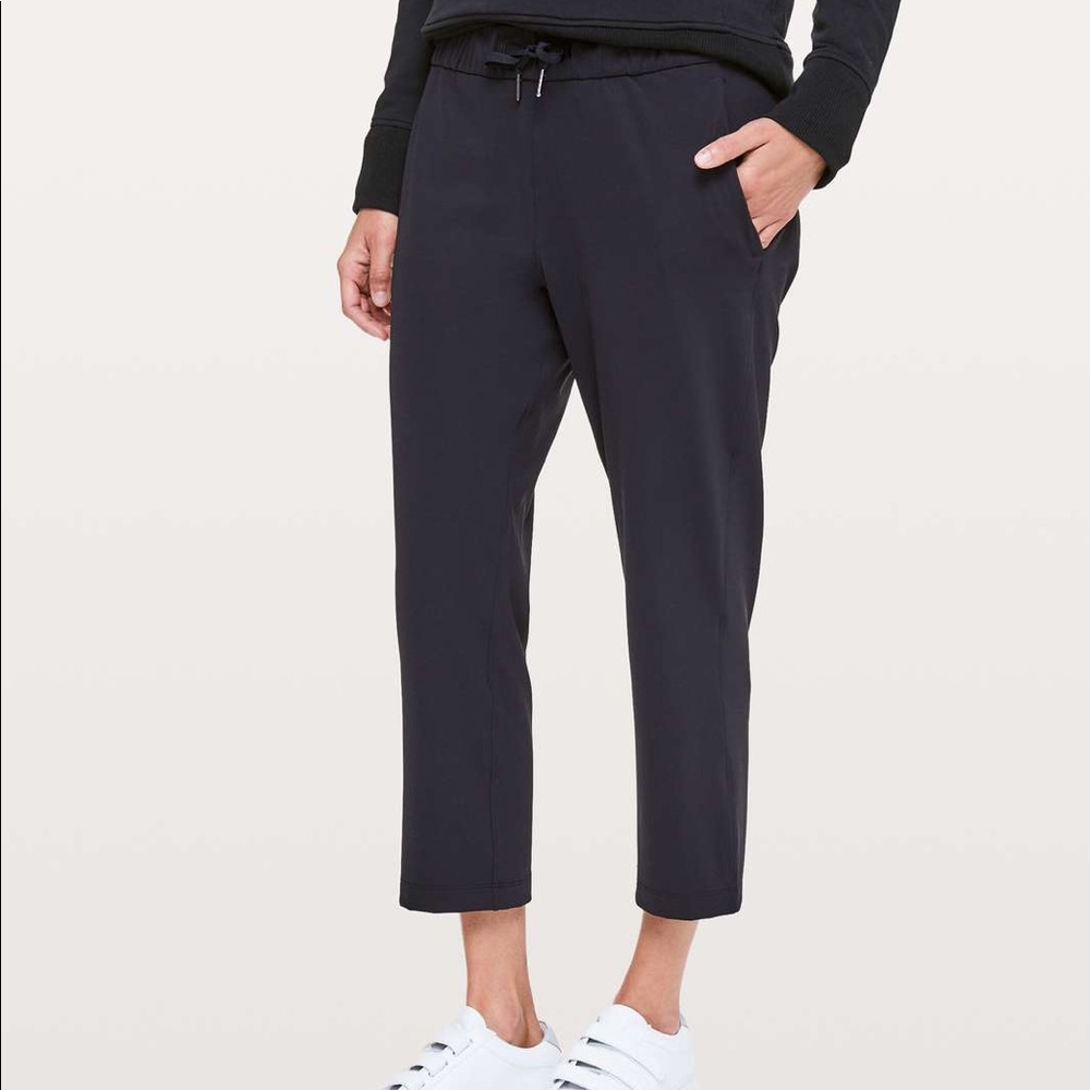 On the fly crop - black